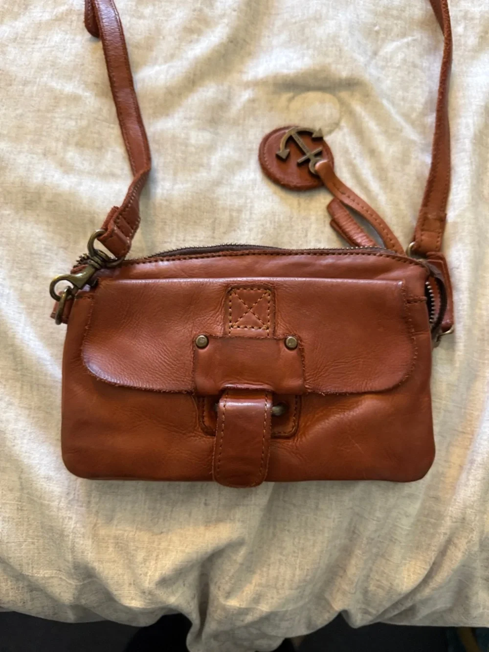 Harbour 2nd Brown Leather Crossbody Bag - Picture 2 of 4